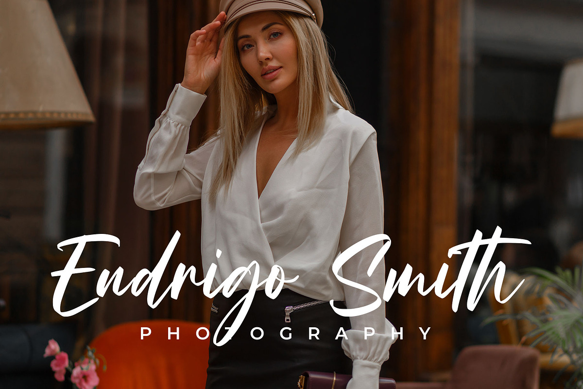 Casanty Signature Brush Font, a Handwritten Font by RantautypeStudio (Photo 7 of 17)