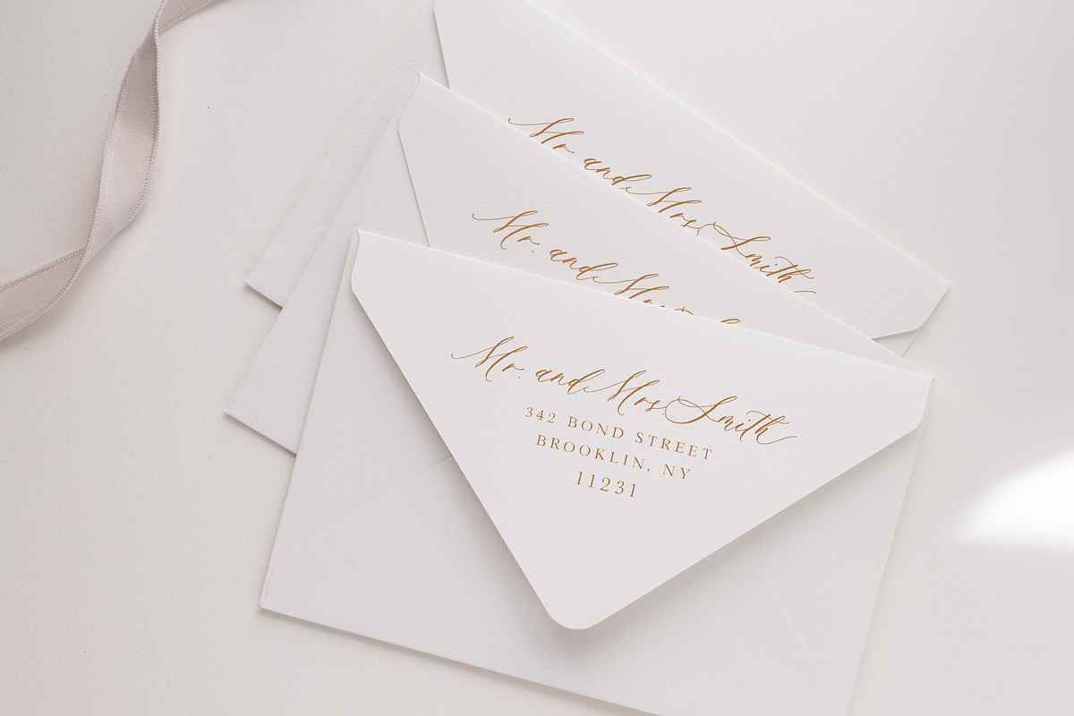 La Roche Font Duo, a Script Font by Calamar Studio (Photo 15 of 19)