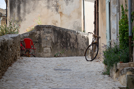 Bicycle in Ménerbes