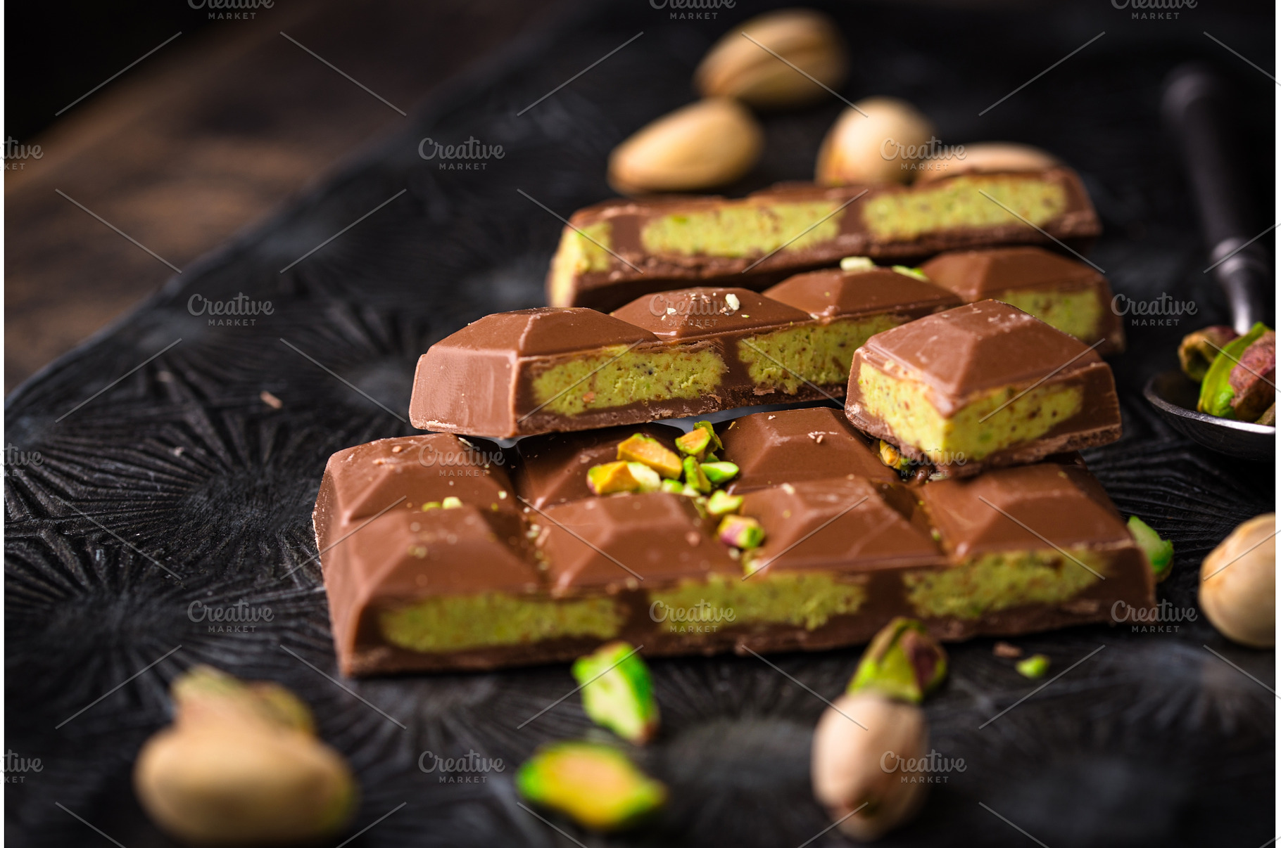 Dubai chocolate with kadayif, a Food & Drink Photo by Yulia Furman