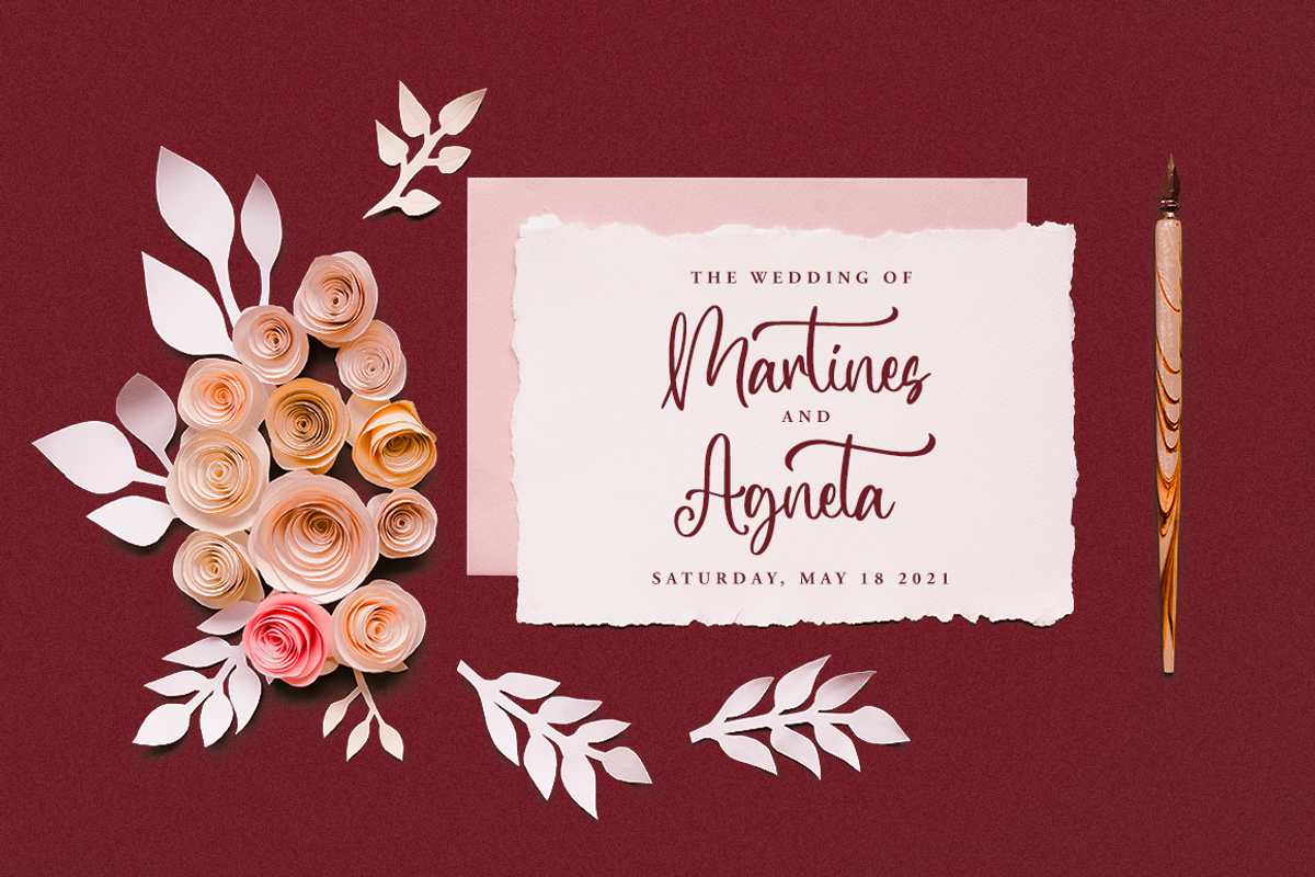 Aringtone a Modern Calligraphy Font, a Script Font by Fatmawati (Photo 3 of 12)