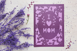 Set Of Gift Cards For Mom For Cut.