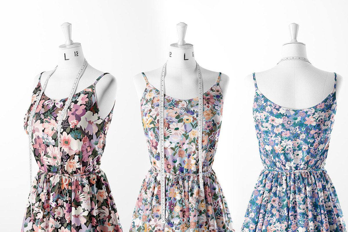 Ditsy. Floral seamless patterns, a Pattern Graphic by emeraldthue (Photo 4 of 5)