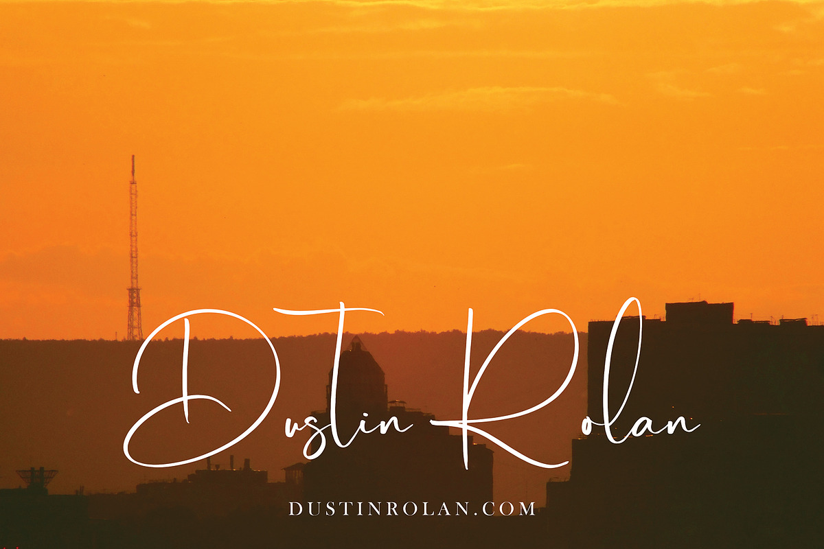 Balmonte, a Script Font by pineungtype (Photo 6 of 8)