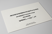 Kiwe | A Sophisticated Luxury Serif, a Font by Astuti Studio (Thumbnail 2 of 16)