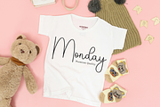 Sweet Butterfly, a Handwritten Font by InermediaSTUDIO (Thumbnail 6 of 7)