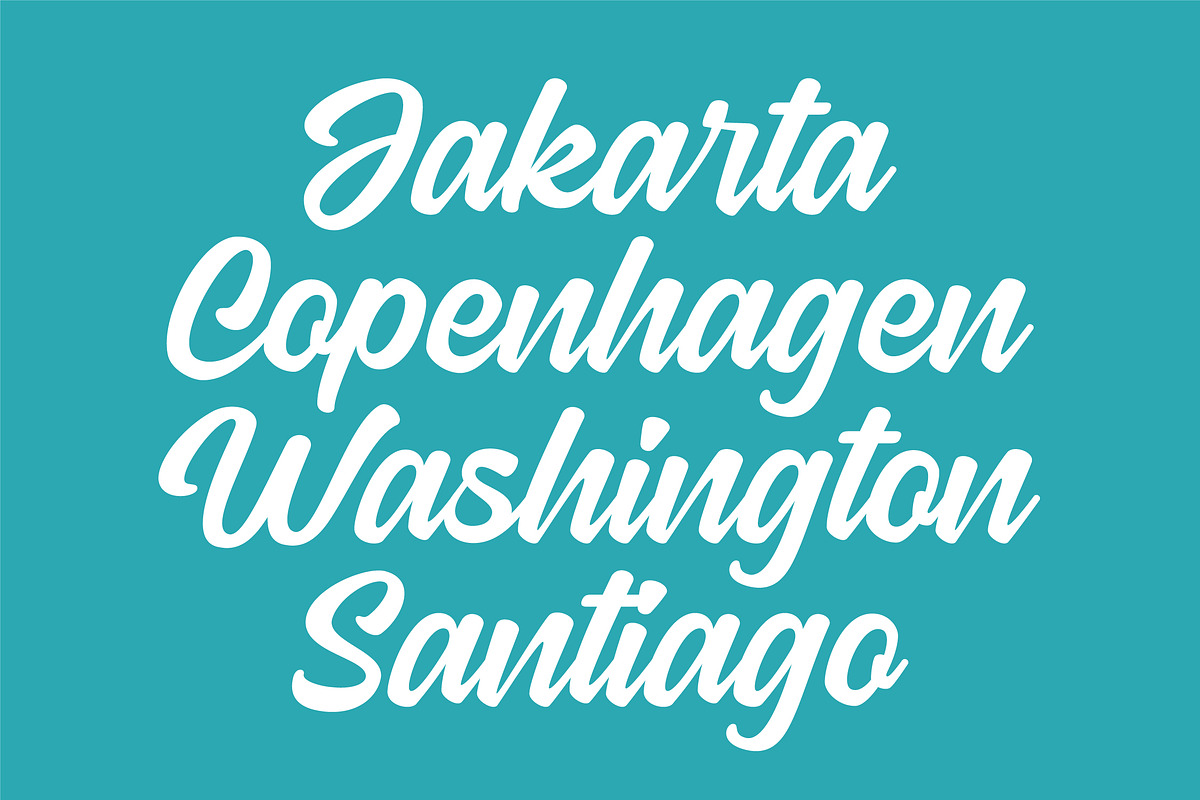 Juliette Collin - Vintage Font Famil, a Script Font by Grezline Studio (Photo 2 of 13)