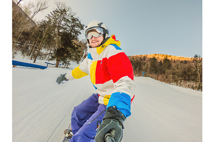 A daring man conquers snowy slopes, a Sports & Recreation Photo by Elizaveta Galitskaya