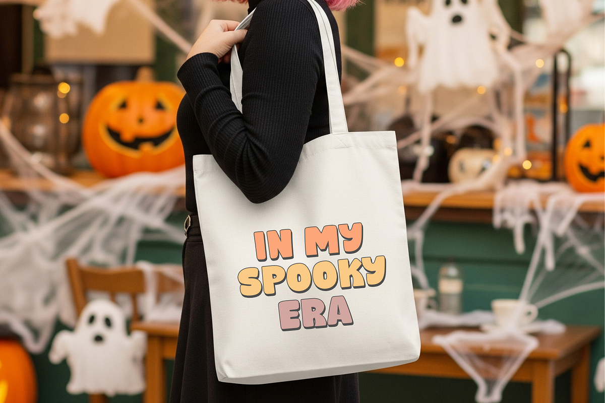 Spooky Groovy - Halloween Font, a Handwritten Font by Keithzo (Photo 2 of 5)