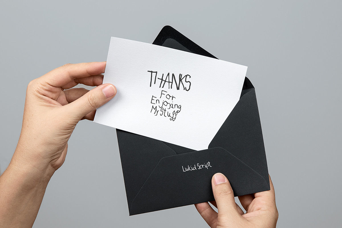 Lukid Typeface preview 4