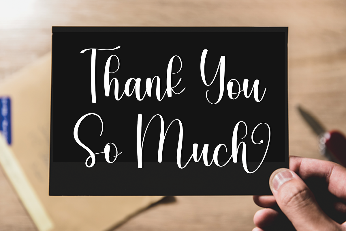 Autumn Vintage, a Handwritten Font by InermediaSTUDIO (Photo 7 of 8)