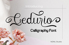 Cedurio - Calligraphy Font