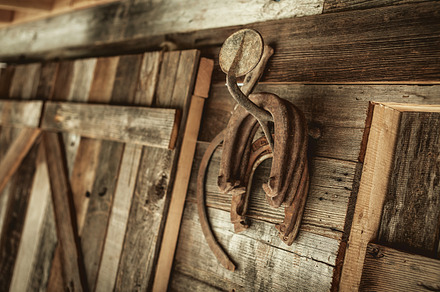 Hanging Cast Iron Frying Pan preview 6