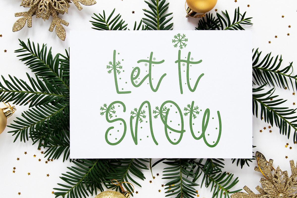 North Pole - A Snowflake Font, a Handwritten Font by Freeling Design House (Photo 4 of 5)