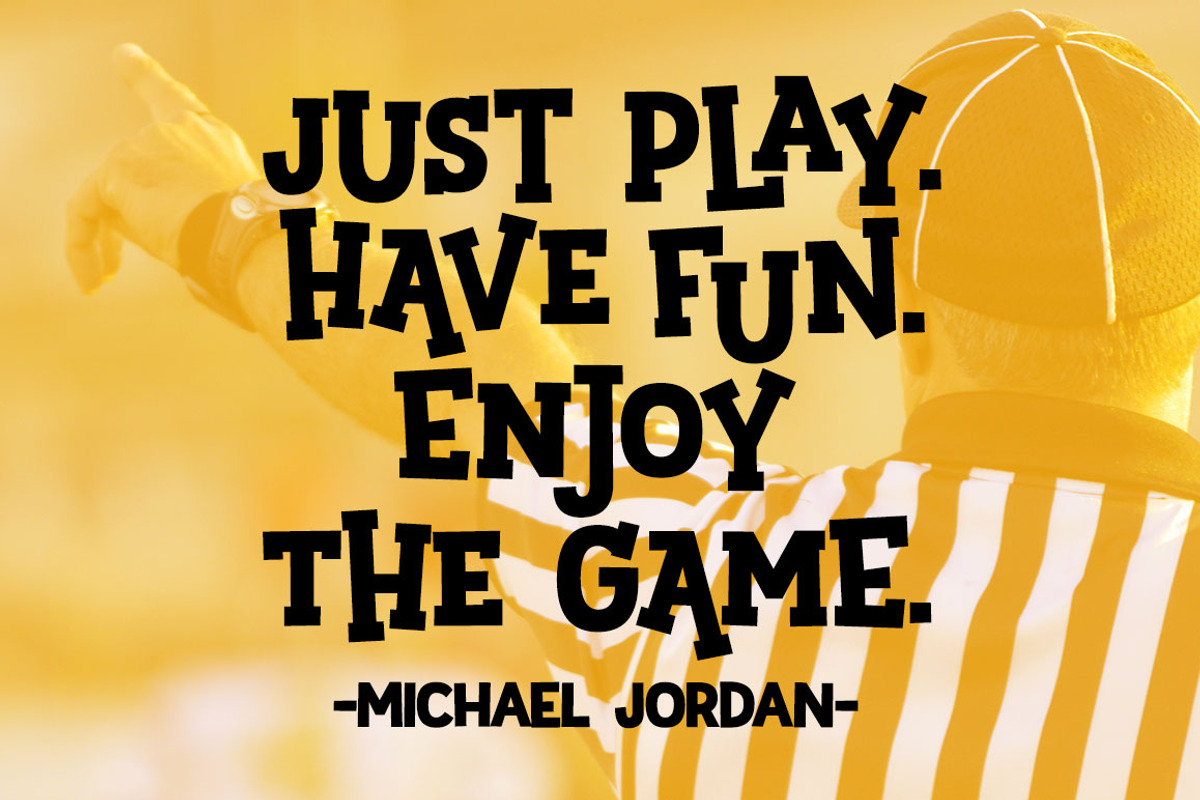 Sportsball: fun font with alternates preview 3