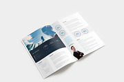 Case Study Flyer Template, a Flyer Template by Rongbaaz (Thumbnail 3 of 3)
