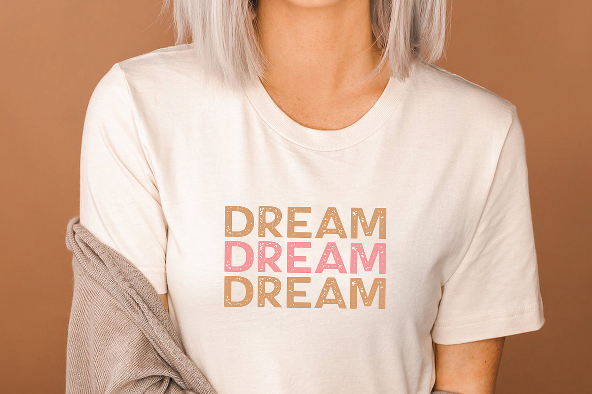 Dream Maker | Distressed Font preview 3