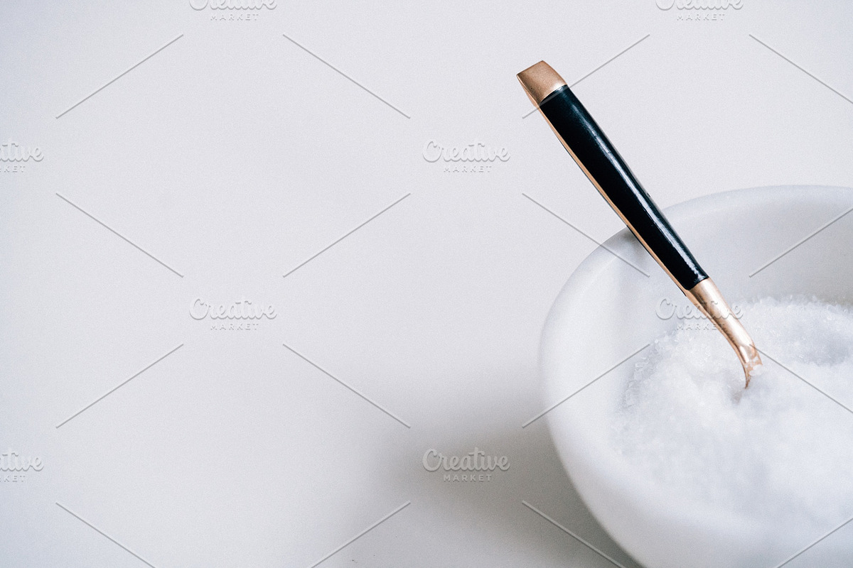 Beauty styled stock photo bundle | 2 stock photo containing social media and, a Beauty & Fashion Photo by Brand Strategy Co. (Photo 5 of 6)