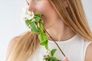 Natural portrait peace mood jasmine flower woman, a Person Photo by Photo Drive Studio