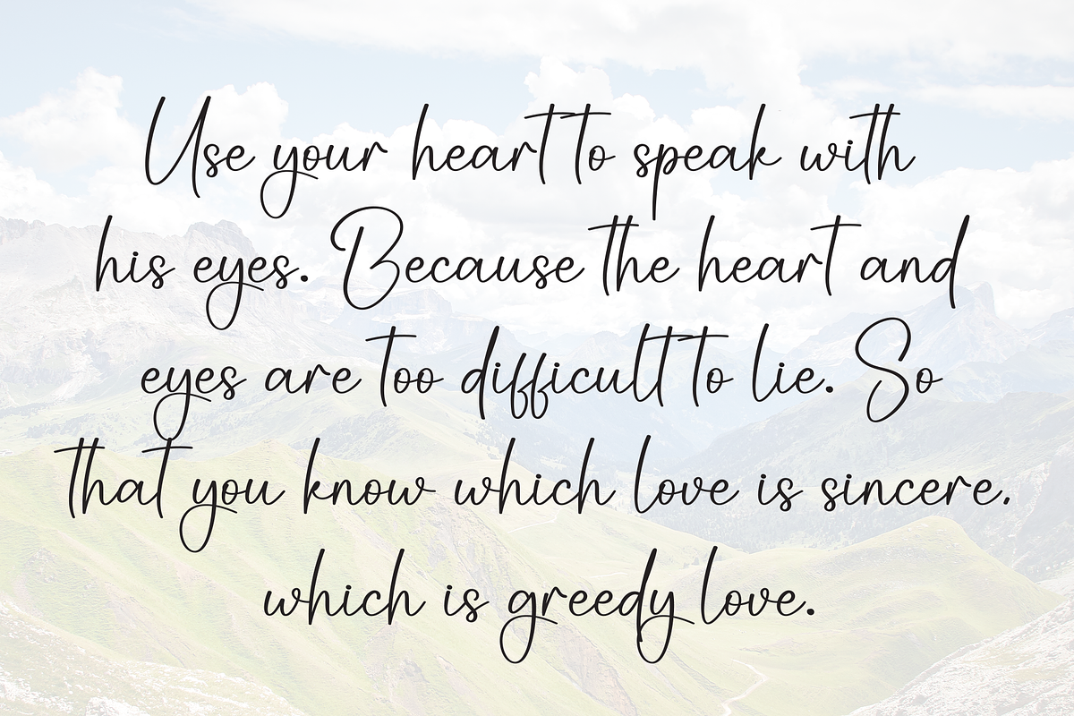 Soulmate | Script Font preview 6