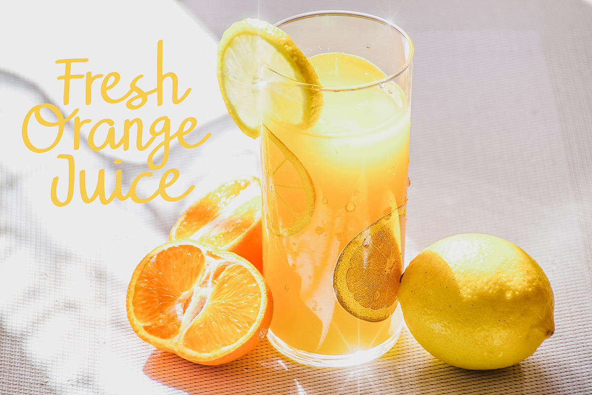 Pomegrande Script Typeface, a Script Font by Dawnside Graphic (Photo 11 of 13)