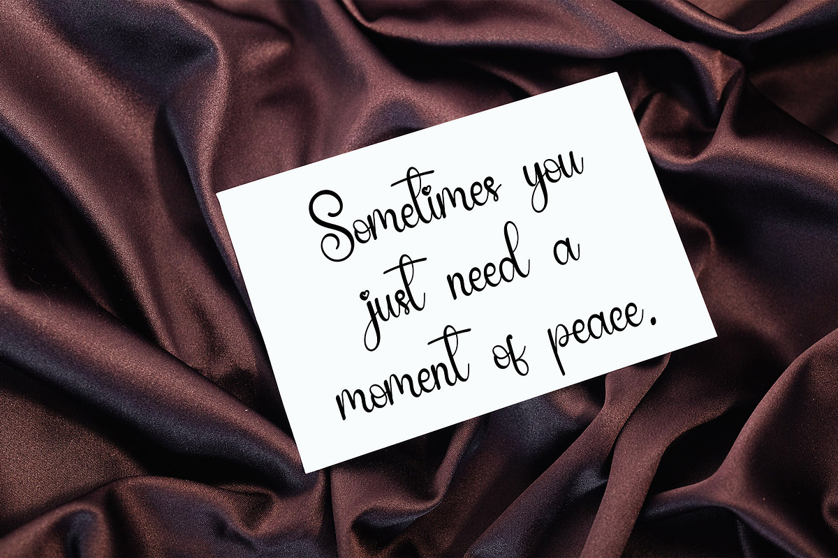 Rainy, a Handwritten Font by InermediaSTUDIO (Photo 5 of 7)