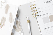 Planner Mockup Set 02, a Books & Magazine Mockup by creatsy5 (Thumbnail 13 of 15)