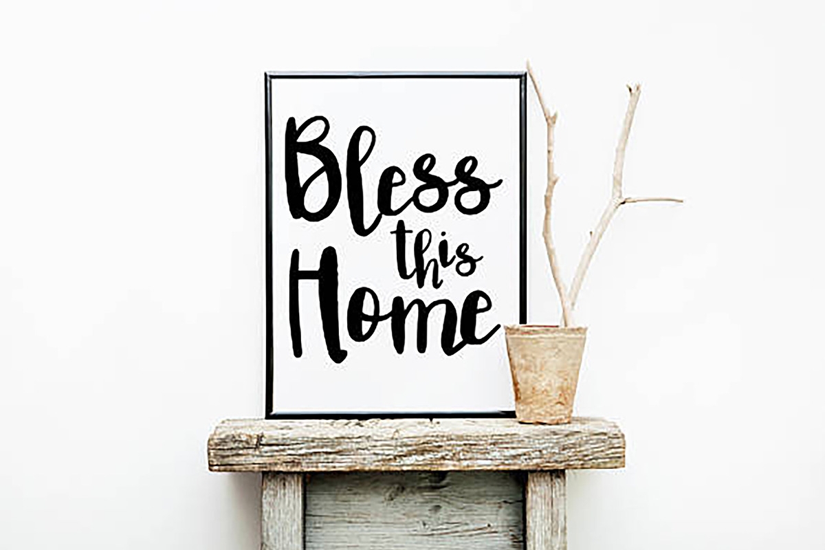 Bella Rose Brush Script Font preview 2
