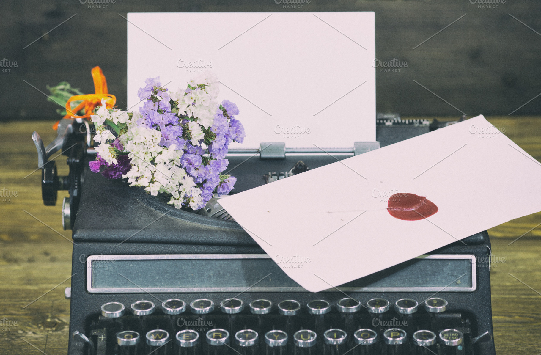 Antique typewriter stock photo containing letter and typewriter, a Technology Photo by 135pixels