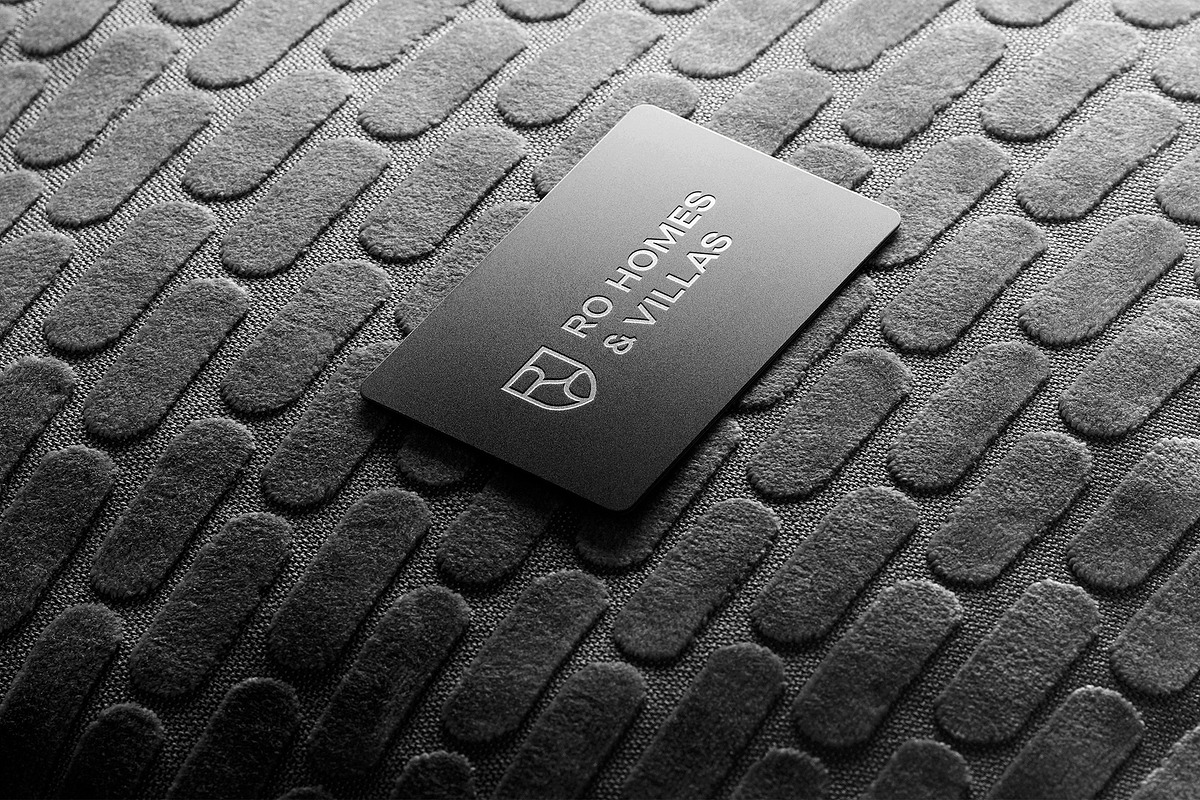 Logo Mockup Metal Card on Fabric, a Product Mockup by Asylab (Photo 4 of 5)