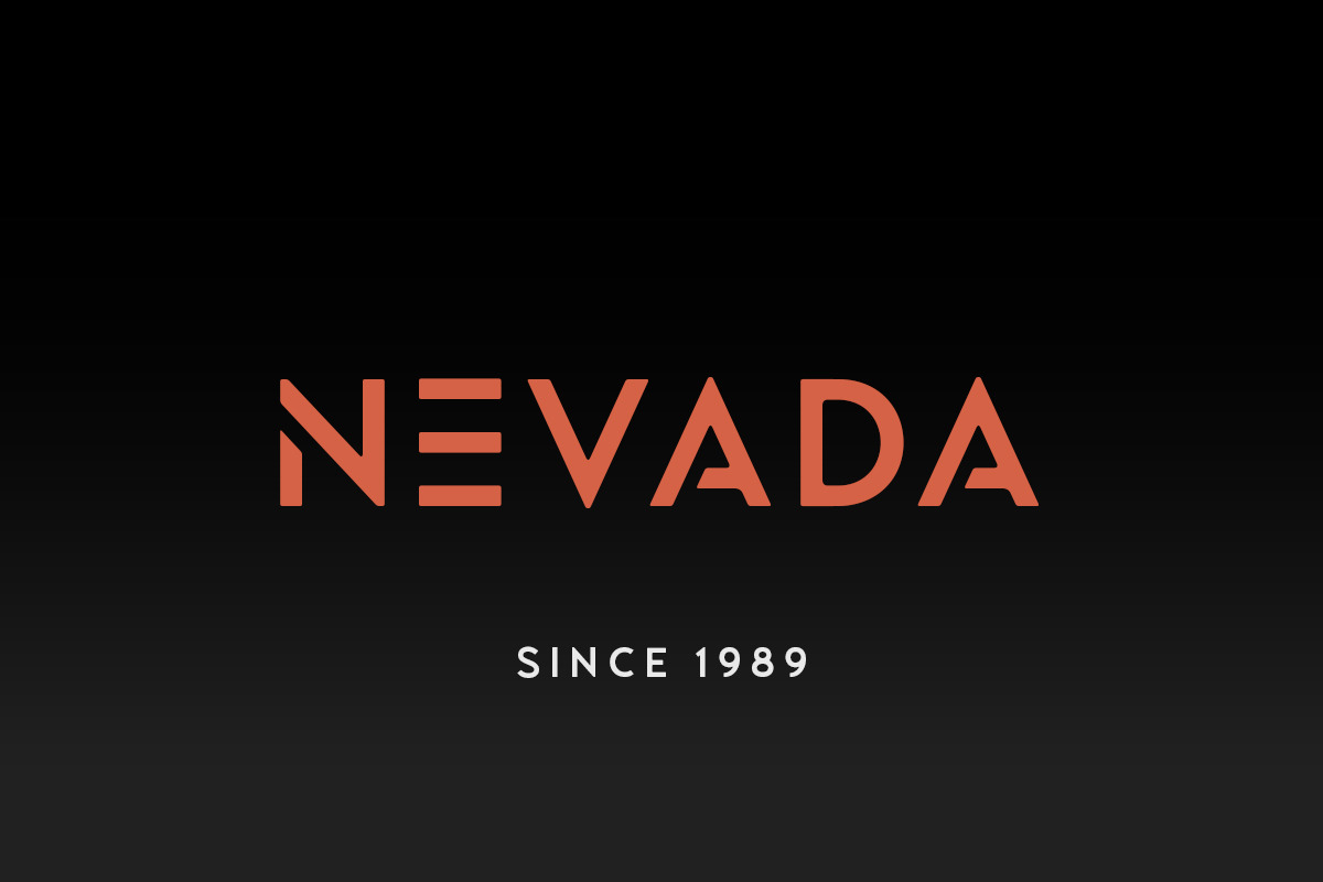 Lequire - Modern Logo Typeface, a Sans Serif Font by Sarid Ezra (Photo 9 of 9)