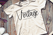 Soulmates | Script Font, a Handwritten Font by Scratchones (Thumbnail 4 of 9)
