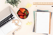 Styled Stock Bundle: Mompreneurs, a Social Media Template by ET | Stock Photography (Thumbnail 5 of 25)