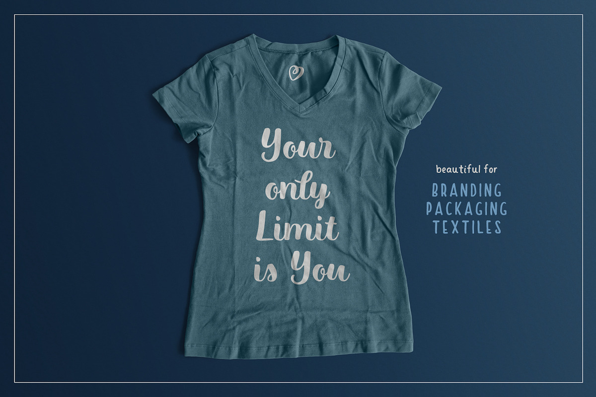 Little Duckling Hand Made Font preview 3