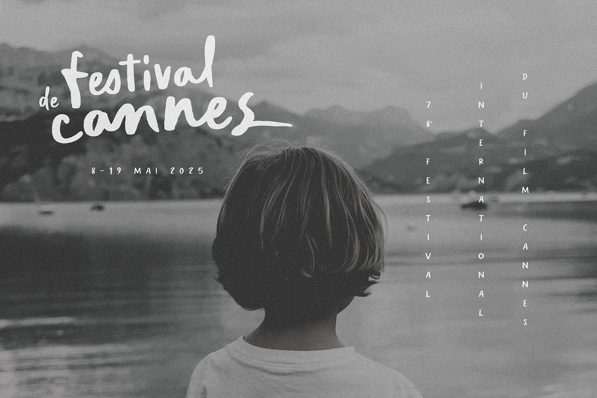 French Font Tour to France, a Handwritten Font by pixelcolours (Photo 2 of 14)