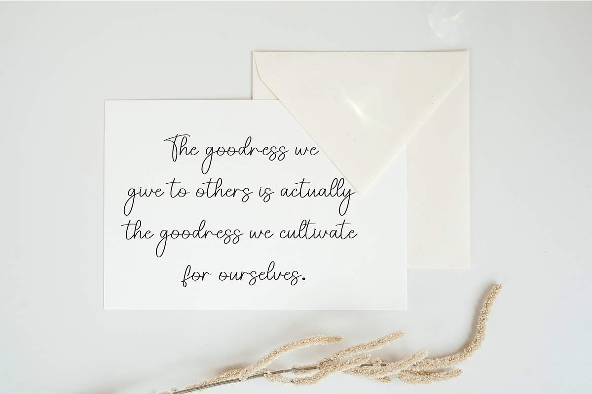 Jhordy | Script Font, a Handwritten Font by Scratchones (Photo 4 of 9)