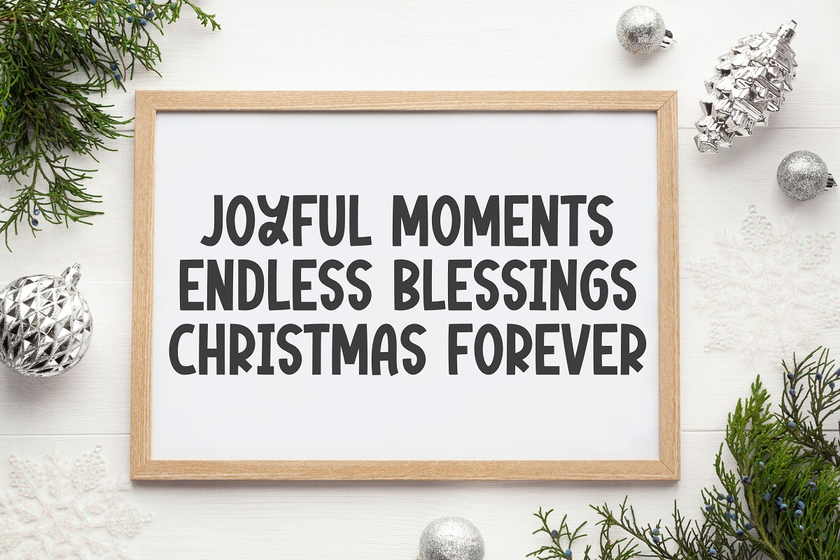 Merry Dreams - Cute Handwritten Font, a Handwritten Font by SaktiAvellin (Photo 6 of 8)