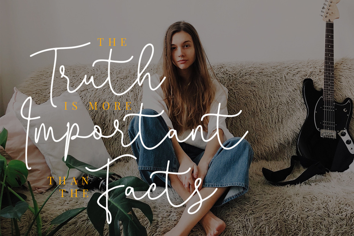 Questa Whitte Script Business Font preview 3