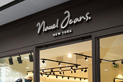 Logo Mockup Modern 3D Store Sign, a Product Mockup by Asylab (Thumbnail 4 of 5)