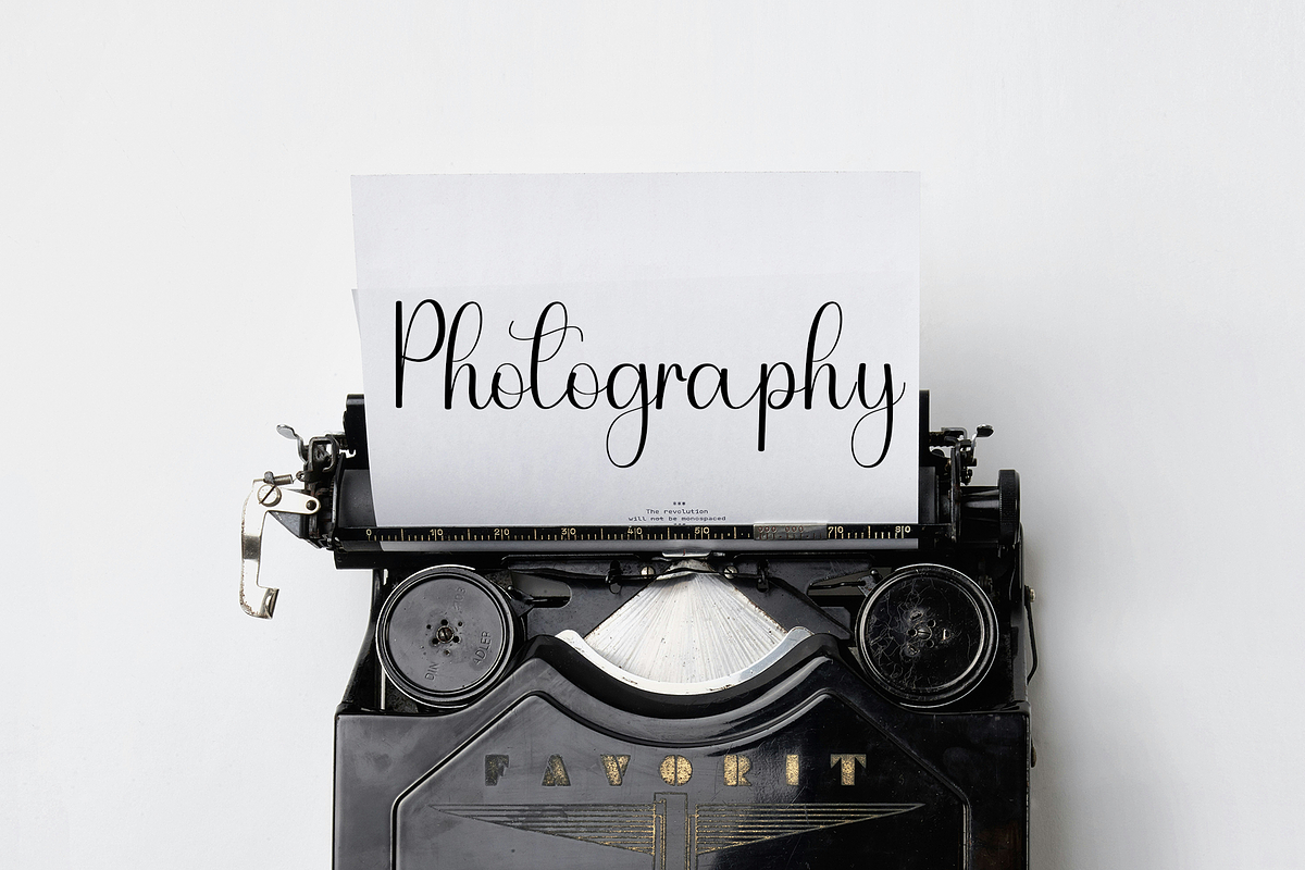 Cherris, a Handwritten Font by InermediaSTUDIO (Photo 6 of 8)