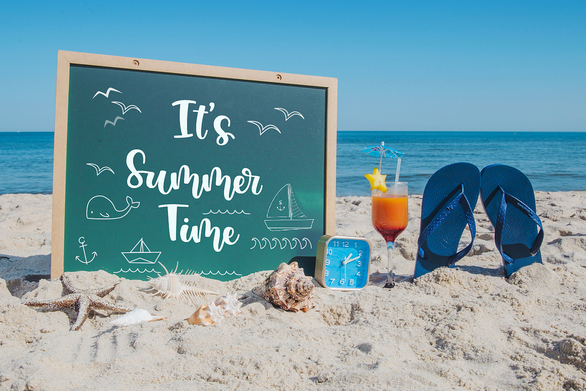 Hello Summer, a Font by GDcreative (Photo 7 of 10)