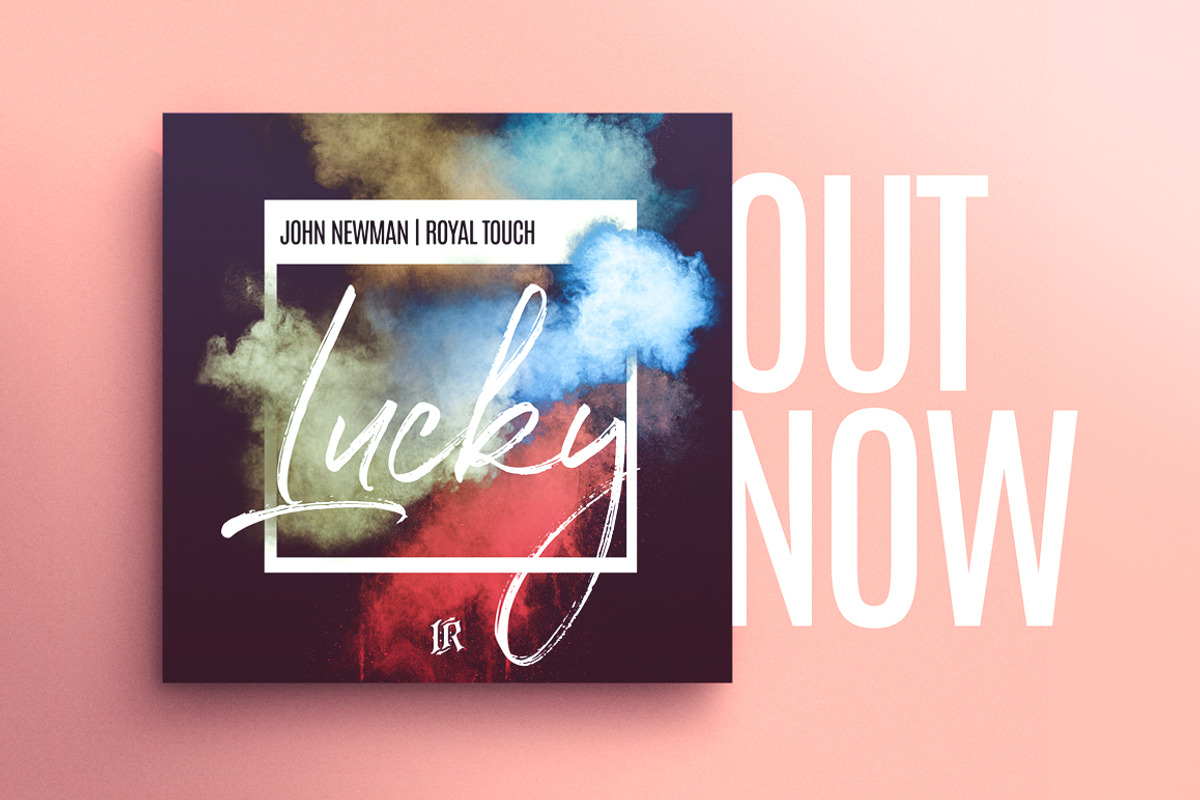 Royal Touch Font preview 8