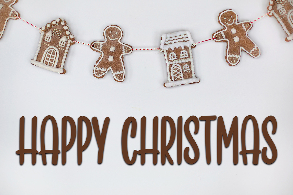 Christmas, a Sans Serif Font by InermediaSTUDIO (Photo 5 of 5)
