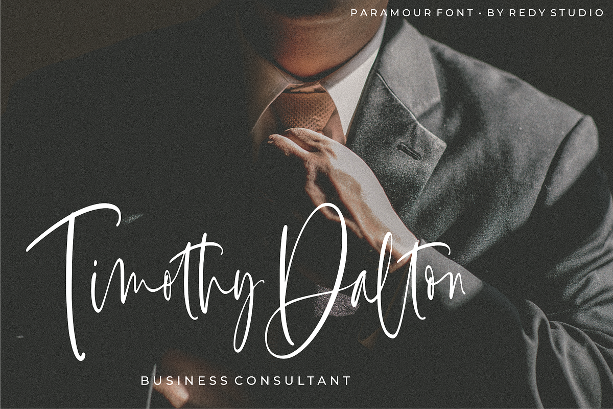 Paramour handwritten font, a Handwritten Font by RedyStudio (Photo 8 of 10)