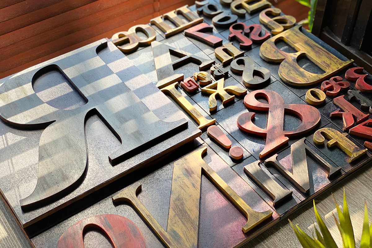 BD Megalona - Old Style Serif, a Serif Font by Balibilly Design (Photo 2 of 16)