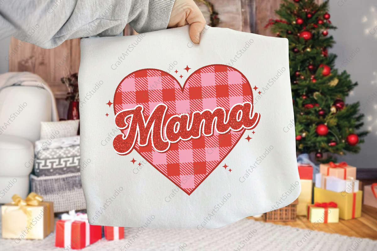 Mama Checkered Heart PNG, an Illustration by CraftArtStudio (Photo 3 of 4)