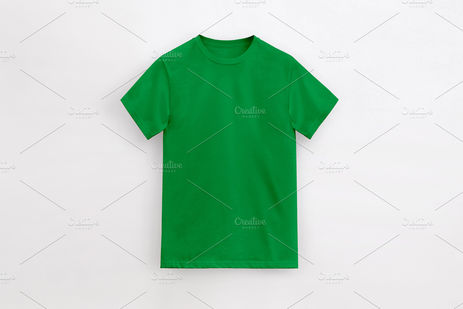 round neck basic kelly green t-shirt, a Photo by UN-BRANDED