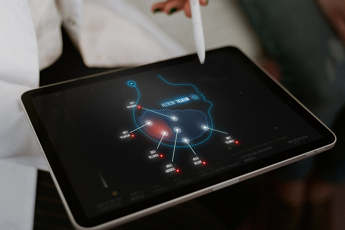 HUD Medical Elements, an Object Graphic by Pixflow (Photo 5 of 5)