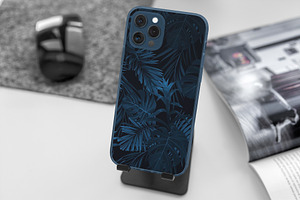 IPhone 12/Pro Clear Case MockUp