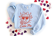 Valentine Highland Cow PNG, an Illustration by DreamPrint404 (Thumbnail 5 of 8)